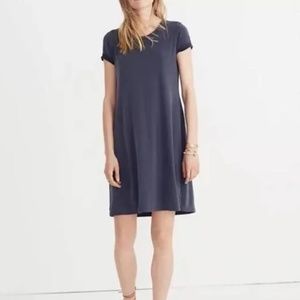 Madewell Swingy Tee Dress in Navy
